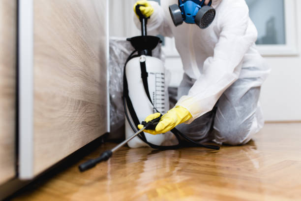 Best Commercial Pest Control Services  in Whitewater, WI